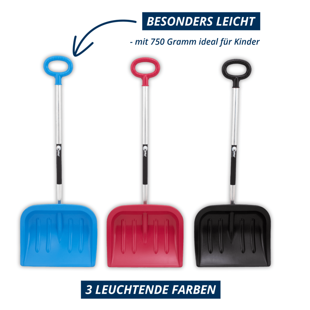 Drei Kinderschneeschieber „Snow Sweeper Kids“ von KHW in den Farben Eisblau, Pink und Schwarz nebeneinander auf weißem Hintergrund.